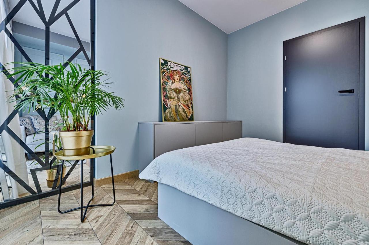 Aparthouse Fabryczna Lodź Bagian luar foto